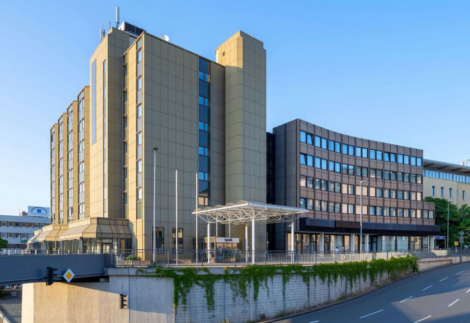 Spark by Hilton Wuppertal City Centre Hotel Overview