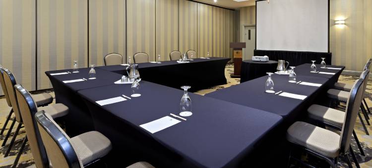 奥兰多东佛罗里达中央大学区希尔顿逸林酒店(DoubleTree by Hilton Orlando East - UCF Area)图片