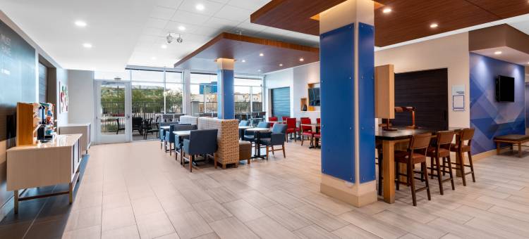 凤凰城机场北智选假日套房(Holiday Inn Express & Suites Phoenix - Airport North)图片