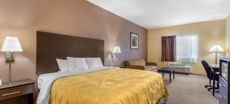 西孟斐斯I-40凯艺酒店(Quality Inn West Memphis I-40)图片