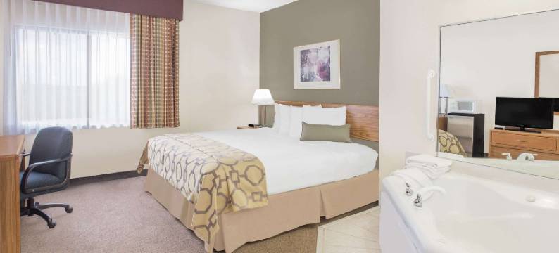 简斯维尔温德姆呗盟酒店(Baymont by Wyndham Janesville)图片