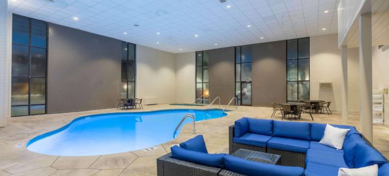 普雷里德欣温德姆美吟温德姆酒店(AmericInn by Wyndham Prairie du Chien)图片