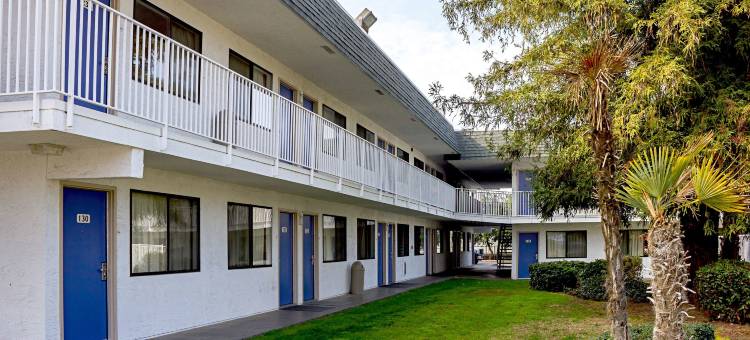 波特维尔6号汽车旅馆(Motel 6 Porterville, CA)图片