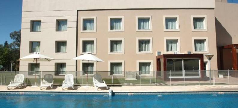 里奥夸尔托豪生酒店-Y(Howard Johnson Rio Cuarto Hotel y Casino)图片