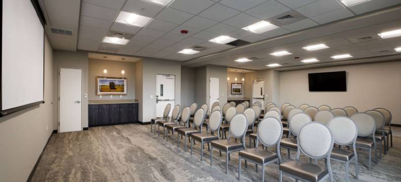 劳伦斯石头山酒店，温德姆Trademark精选(StoneHill Lawrence, Trademark Collection by Wyndham)图片