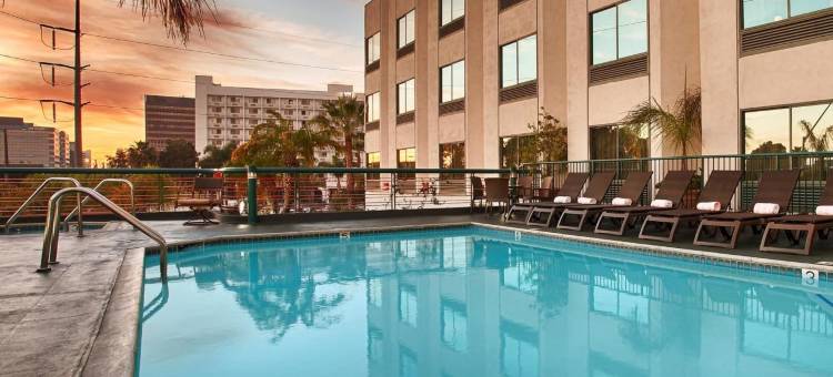 英格尔伍德贝斯特韦斯特优质套房酒店(Best Western Plus Suites Hotel - Los Angeles LAX Airport)图片