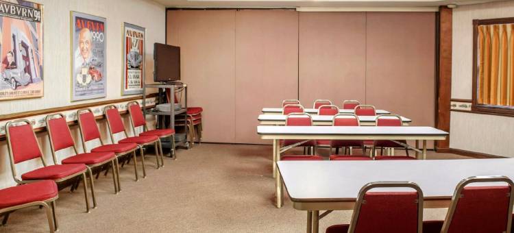 精品酒店(Surestay Plus Hotel By Best Western Auburn)(SureStay Plus Hotel by Best Western Auburn)图片
