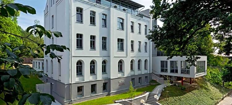 斯恩兹维斯赫恩酒店(Hotel zwischen den Seen)图片