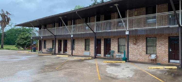 OYO Pinewood Inn & Suites Silsbee图片