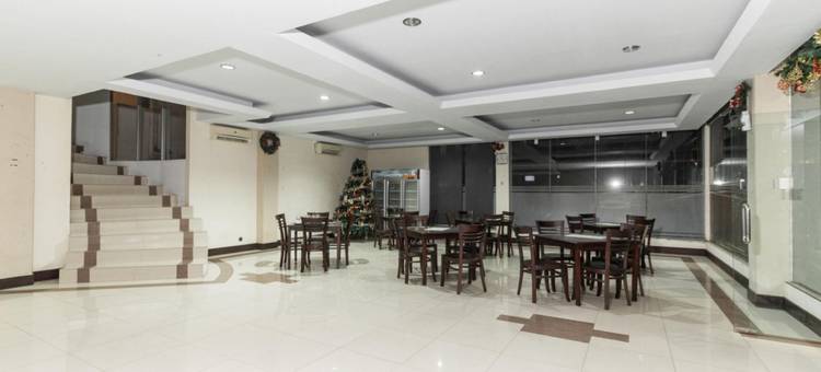 红多兹酒店-近美娜多巴胡购物中心(RedDoorz Near Bahu Mall Manado)图片