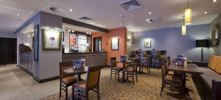 埃克塞特普瑞米尔酒店市中心(Premier Inn Exeter City Centre)图片