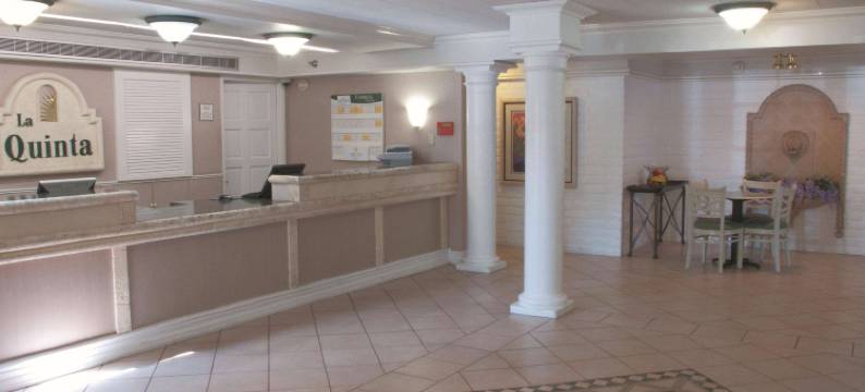 贝克斯菲尔德南拉昆塔温德姆酒店(La Quinta Inn by Wyndham Bakersfield South)图片