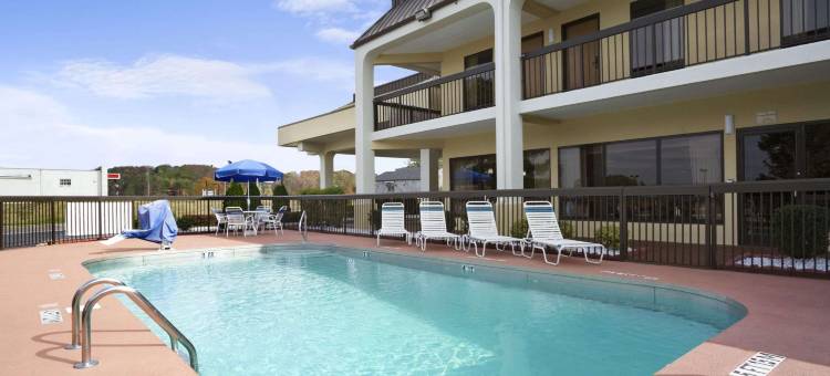 卡尔霍恩速8酒店(Super 8 by Wyndham Calhoun)图片