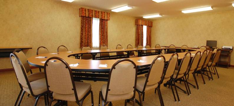 科尔尼罗德威套房旅馆(Econo Lodge Inn & Suites)图片