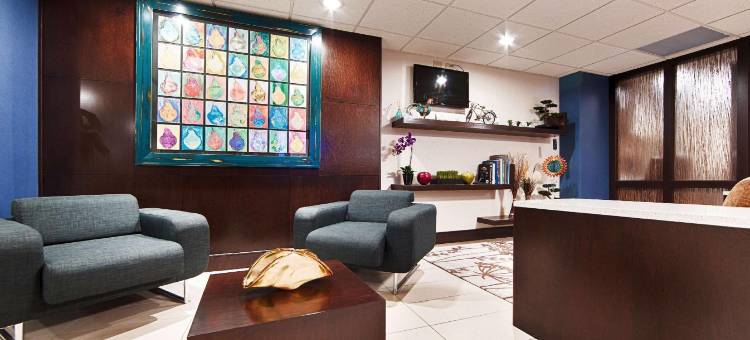 伯克希尔山贝斯特韦斯特优质套房酒店(Best Western Plus Berkshire Hills Inn  Suites)图片