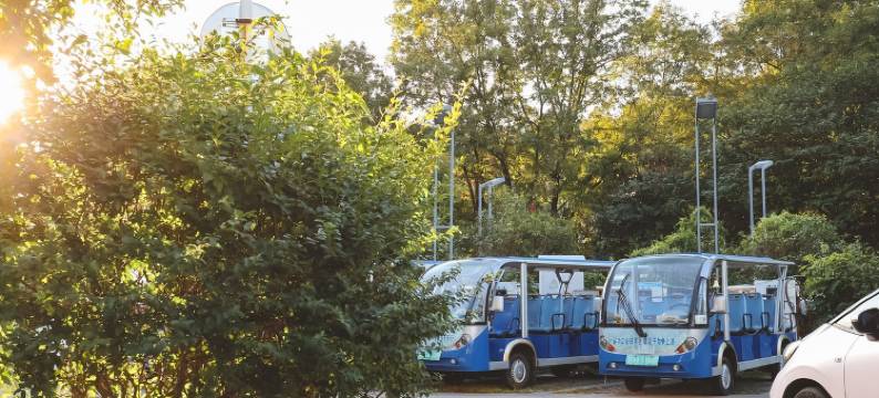 山南东望民宿(南京理工大学中山陵风景区店)图片