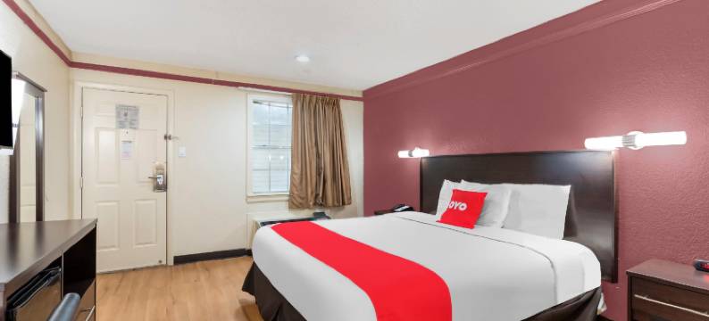 OYO塔尔萨北谢里登路机场酒店(OYO Hotel Tulsa N Sheridan Rd & Airport)图片