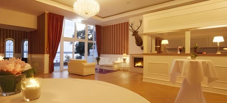 格吕克斯堡斯滕德酒店(Strandhotel Glücksburg)图片