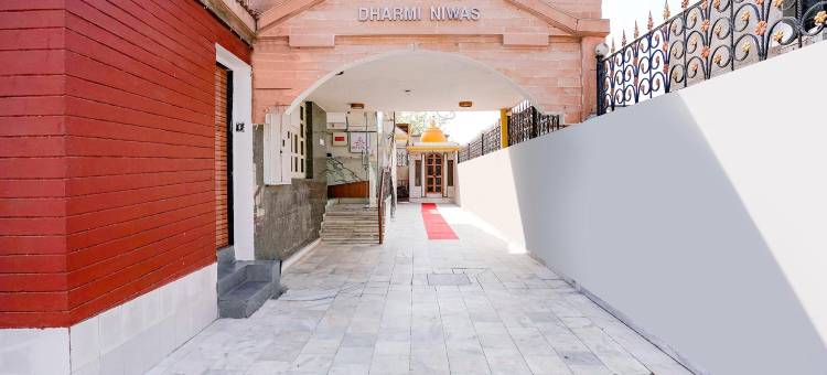 Fabhotel Rest & Peace 酒店(FabHotel Rest & Peace)图片