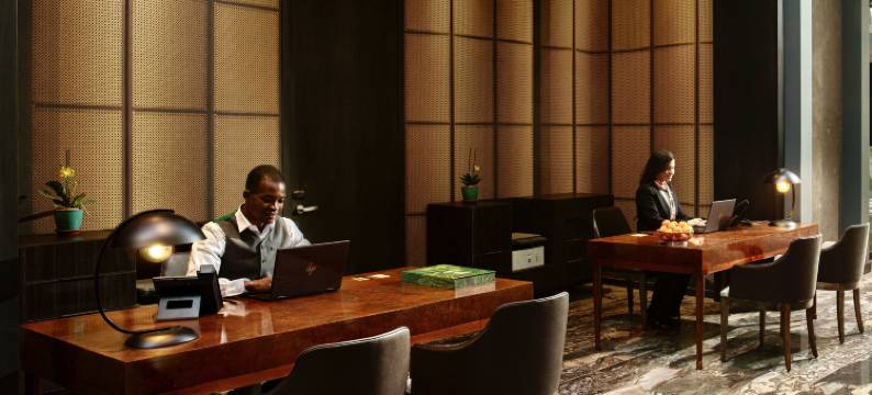 德拜恩斯圣地亚哥酒店(Debaines Hotel Santiago)图片