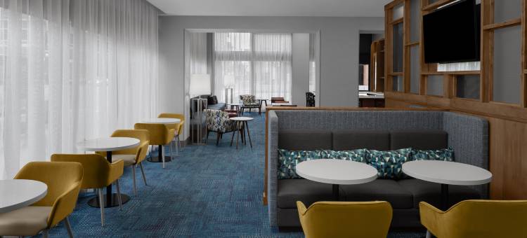 克里夫兰市中心希尔顿欢朋酒店(Hampton Inn Cleveland-Downtown)图片