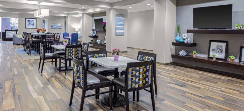 克兰伯里欢朋酒店(Hampton Inn Cranbury)图片