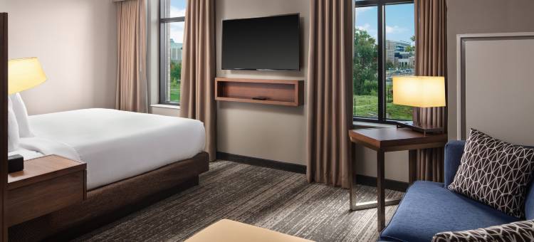 南本德希尔顿大使套房酒店(Embassy Suites by Hilton South Bend at Notre Dame)图片