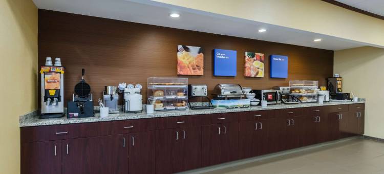 舒适酒店兰道夫 - 波士顿(Comfort Inn Randolph-Boston)图片