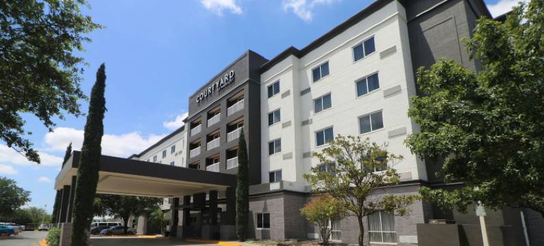 蒙特雷机场万怡酒店(Courtyard Monterrey Airport)图片