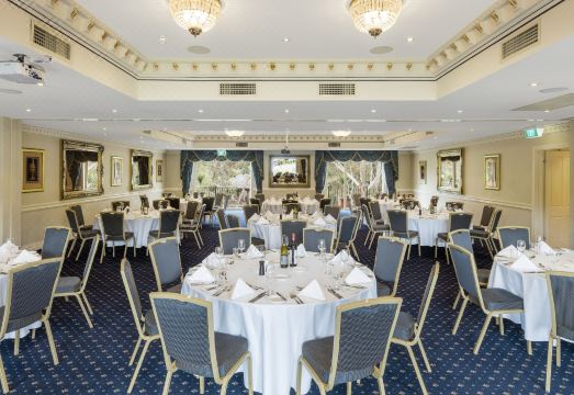 Canterbury International HotelHotel Overview