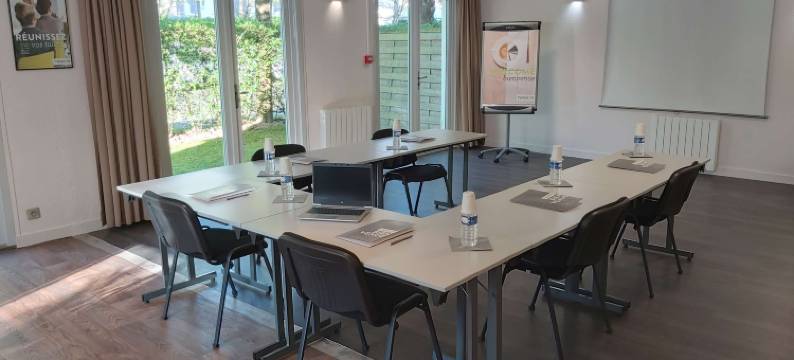 凡尔赛布克康铂酒店(Campanile Versailles - Buc)图片