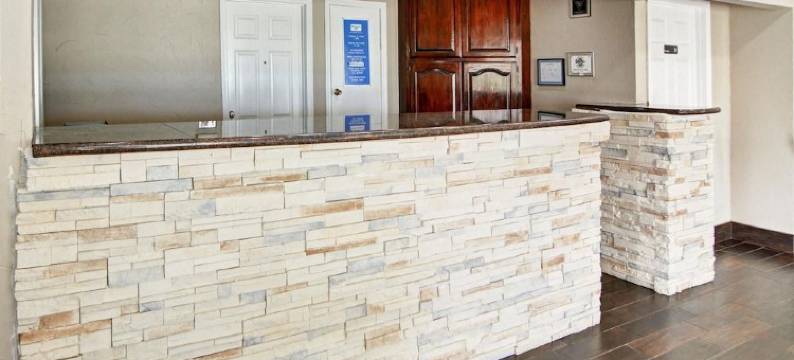 洛亚尔蒂因盖恩斯维尔(Loyalty Inn Gainesville)图片