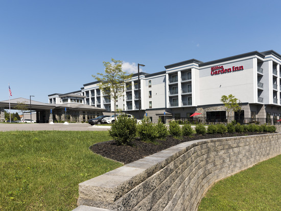 希尔顿花园旅馆-大急流城机场