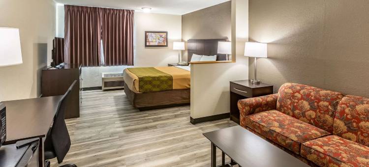 牛顿贝蒙特套房酒店(Baymont Inn & Suites Newton IA)图片