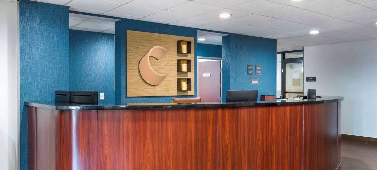 舒适套房酒店-亚特兰大机场(Comfort Suites Atlanta Airport)图片