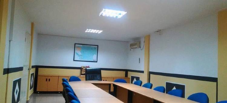 丹戎槟榔劳特再也酒店(Hotel Laut Jaya Tanjung Pinang RedPartner)图片