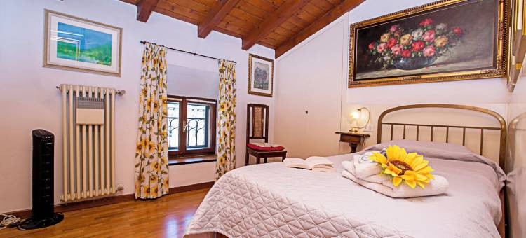 罗卡德拉格公寓(Residenza Rocca del Lago 2 - Happy Rentals)图片