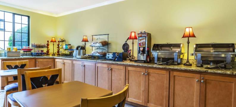 芒特维尤华美达酒店(Ramada by Wyndham Mountain View)图片