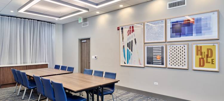 IHG钻石智选假日套房酒店(Holiday Inn Express & Suites Diamond)图片