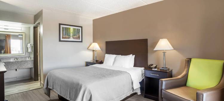 品质酒店辛普森维尔-格林维尔(Quality Inn Simpsonville-Greenville)图片