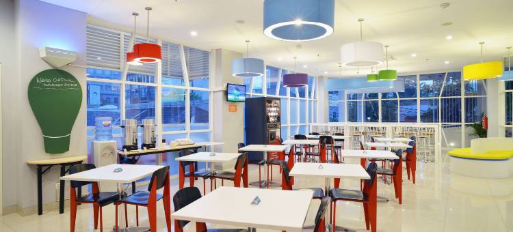 雅加达克芒珀豪酒店(Pop! Hotel Kemang Jakarta)图片