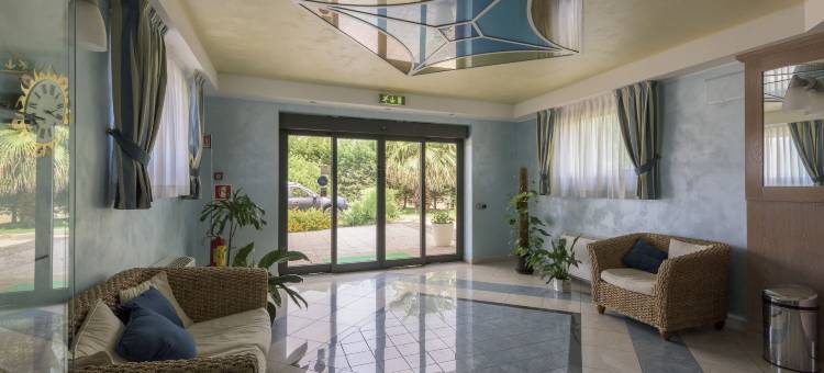 伊索拉罗萨酒店(Resort Isola Rossa)图片
