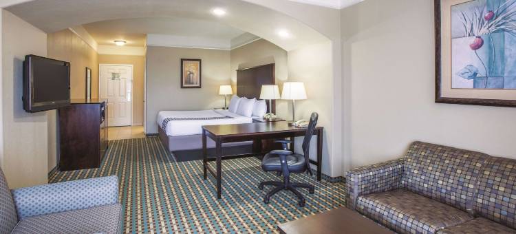 贝城拉昆塔温德姆套房酒店(La Quinta Inn & Suites by Wyndham Bay City)图片