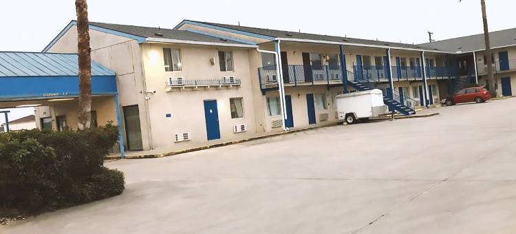 Blue Way Inn By Jasper 靠近Frost银行中心(Blue Way Inn by Jasper Near Frost Bank Center)图片