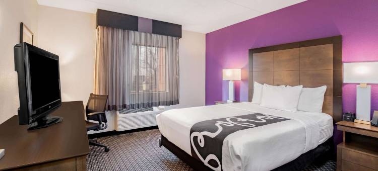 巴尔的摩I机场拉昆塔温德姆套房酒店(La Quinta Inn & Suites by Wyndham Baltimore BWI Airport)图片