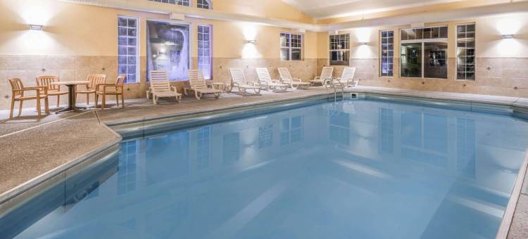 贝尔格莱德博兹曼机场拉昆塔温德姆套房酒店(La Quinta Inn & Suites by Wyndham Belgrade - Bozeman Airport)图片
