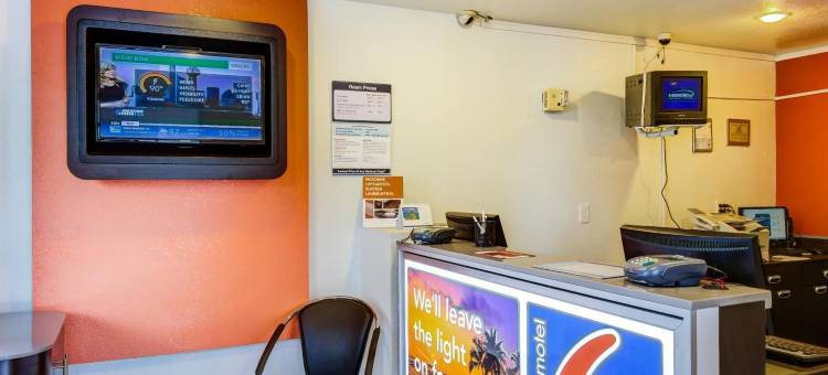 卡马里奥6号汽车旅馆(Motel 6 Camarillo, CA)图片