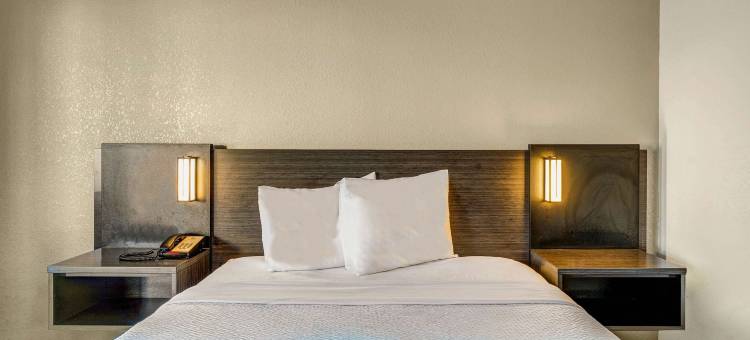 维珍尼亚希尔斯维尔 6 号汽车旅馆(Motel 6 Hillsville, VA)图片