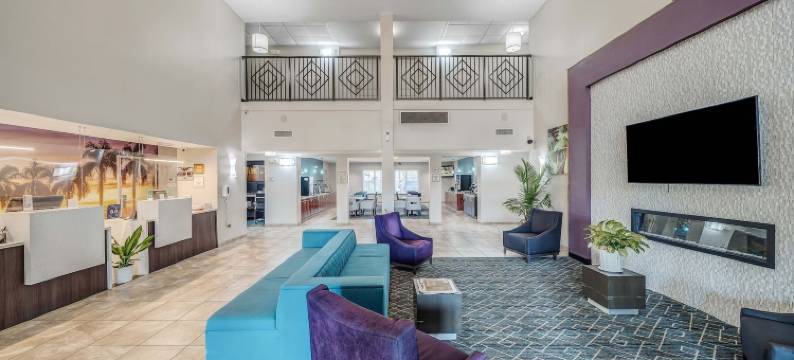 PCB码头公园区拉昆塔温德姆套房酒店(La Quinta Inn & Suites by Wyndham PCB Pier Park Area)图片