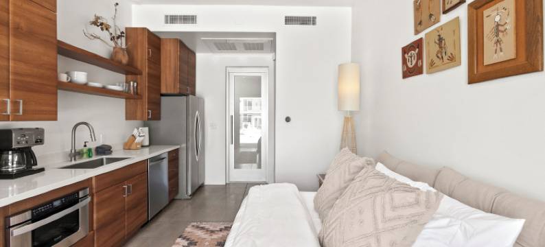 DTPHX时髦泳池边小屋(Funky Pool Side Cabana in Dtphx)图片